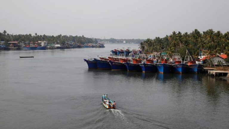 stranded-uk-f-35-jet-boosts-kerala-tourism-with-viral-campaign