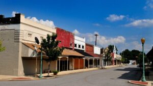 the-vanishing-heartland-how-progress-changed-american-towns-forever
