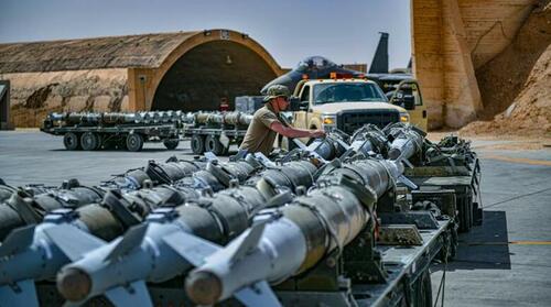 trump-authorizes-300-million-in-weapons-aid-to-ukraine