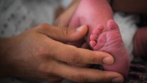 trump-s-baby-bonds-a-1-000-promise-for-every-newborn-sparks-debate