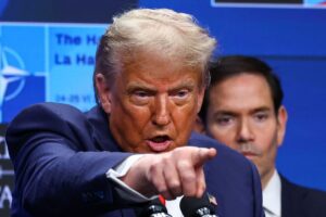 trump-s-climate-website-shutdown-sparks-outcry-among-scientists