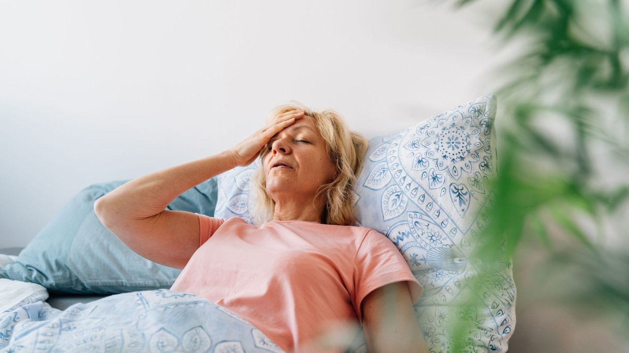 Understand Night Sweats: Causes and Solutions Revealed