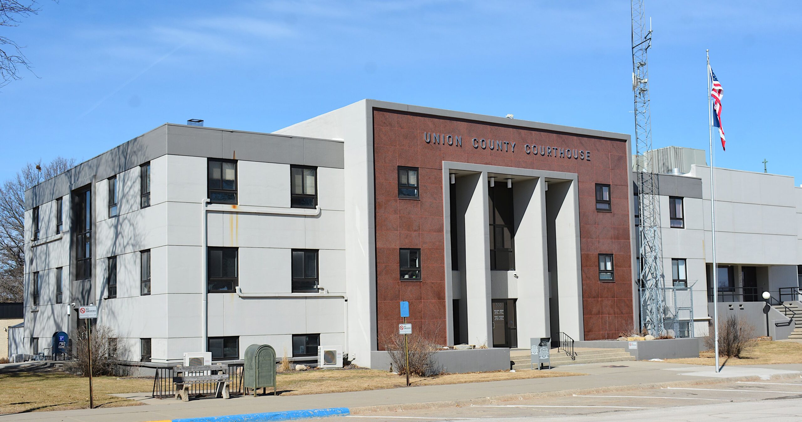 Union County Considers Urgent Shift of Dispatch Services
