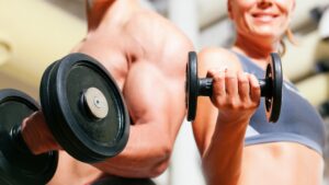 weightlifting-vs-pilates-a-personal-trainer-s-perspective-on-building-muscle