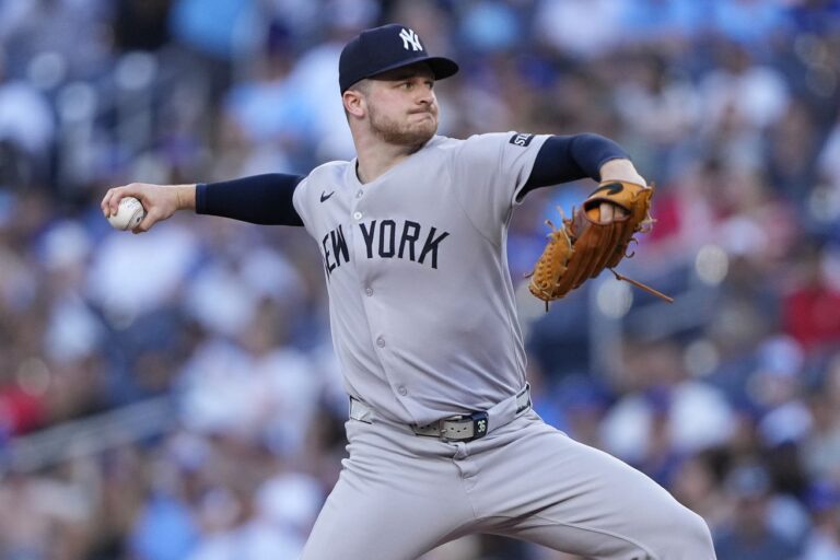 yankees-face-setbacks-with-schmidt-s-injury-and-volpe-s-struggles