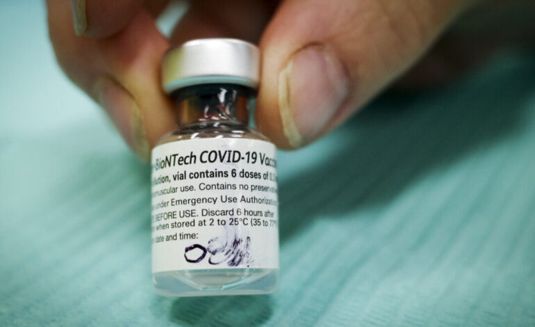 Alberta Offers Free COVID Vaccines to Health Care Workers This Fall