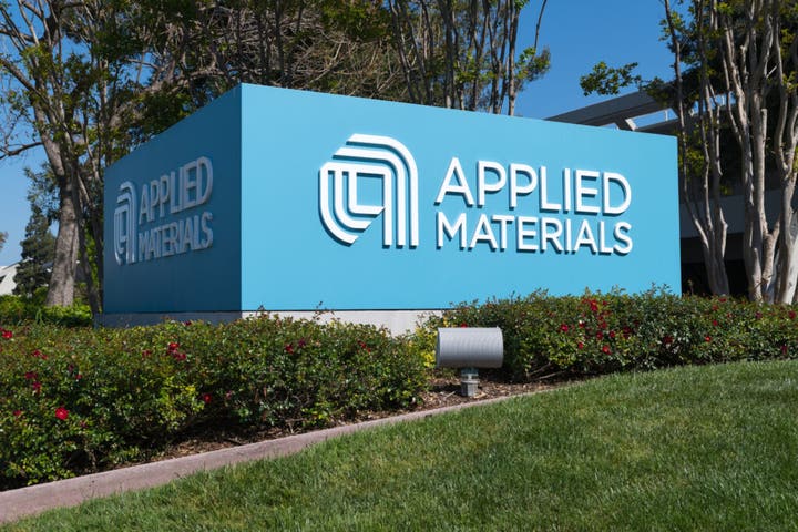 Analysts Warn of $600 Million Guidance Shortfall for Applied Materials