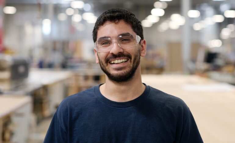 Apple Launches Inaugural Manufacturing Academy in Detroit