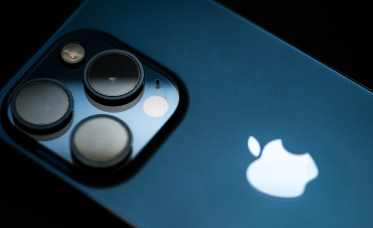 Apple Selects Samsung for iPhone 18 Sensors, Boosts U.S. Manufacturing