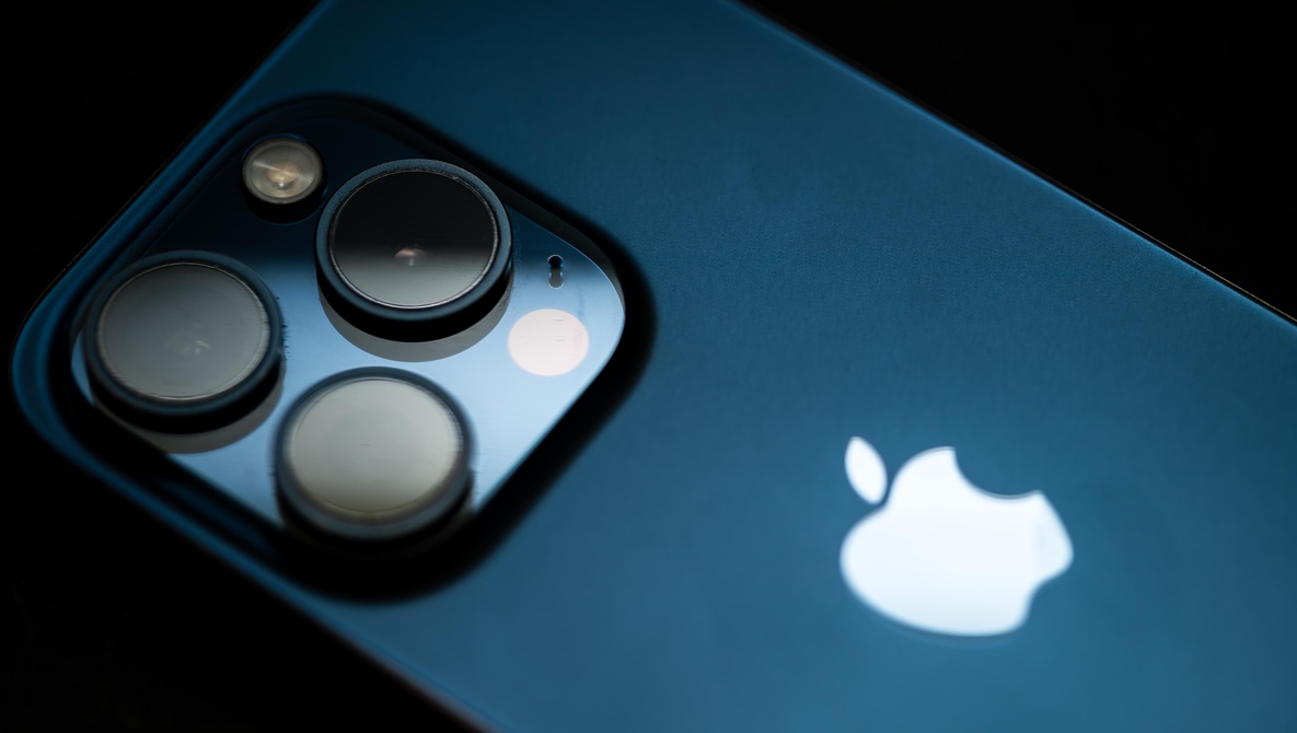 Apple Selects Samsung for iPhone 18 Sensors, Boosts U.S. Manufacturing