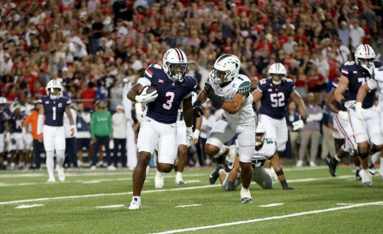 Arizona Wildcats Dominate Hawaii 40-6 in Season Opener