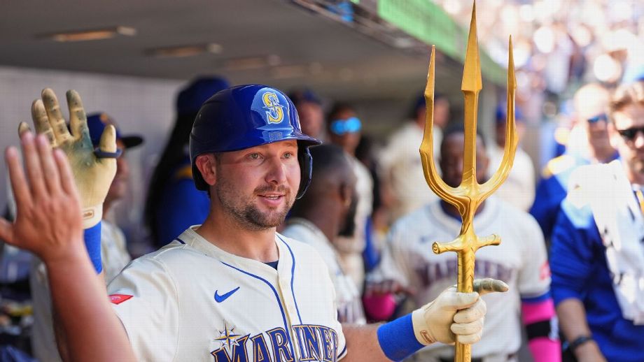 Cal Raleigh Sets Catcher Home Run Record with 49th Blast!