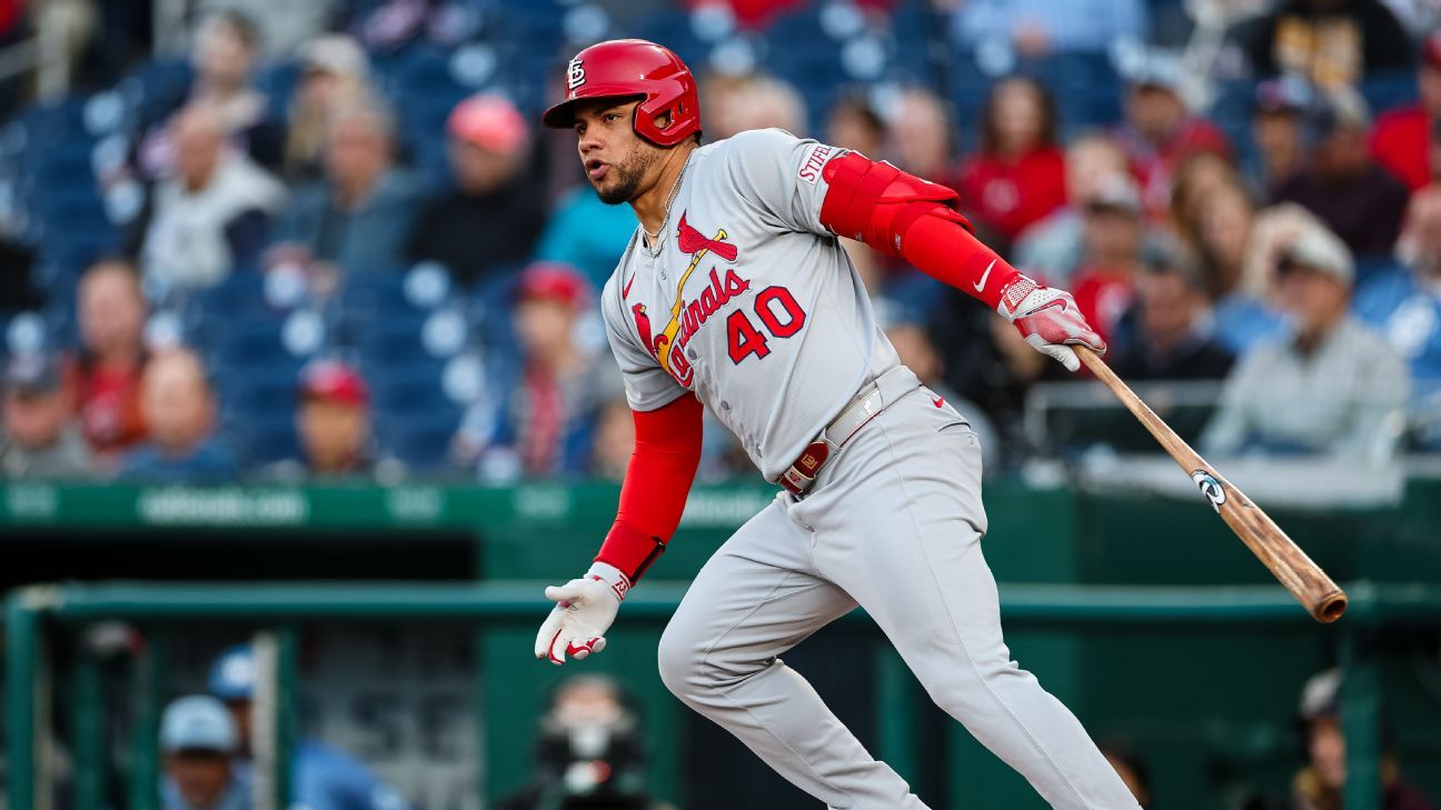 Cardinals’ Willson Contreras Out After Foot Contusion from HBP