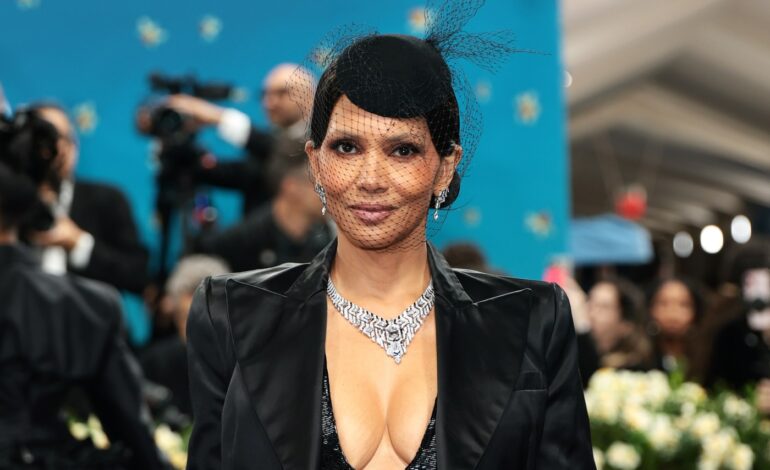 Celebrities Celebrate Birthdays on August 14: Insights and Horoscopes