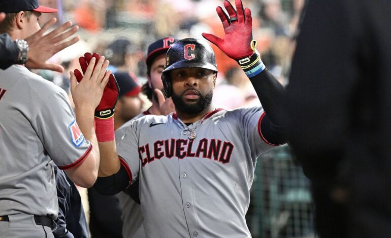 Chicago Cubs Sign Veteran First Baseman Carlos Santana Today