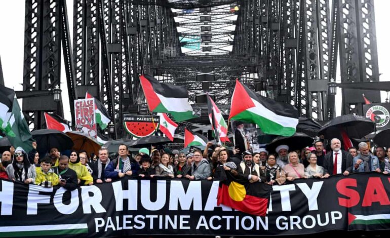 Chris Minns Faces Internal Dissent Over Sydney Protest Stance
