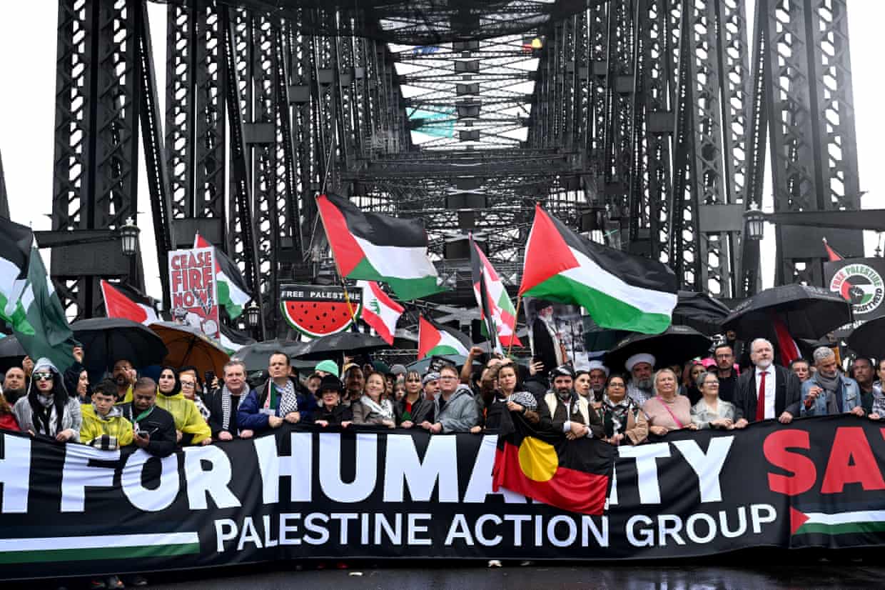 Chris Minns Faces Internal Dissent Over Sydney Protest Stance