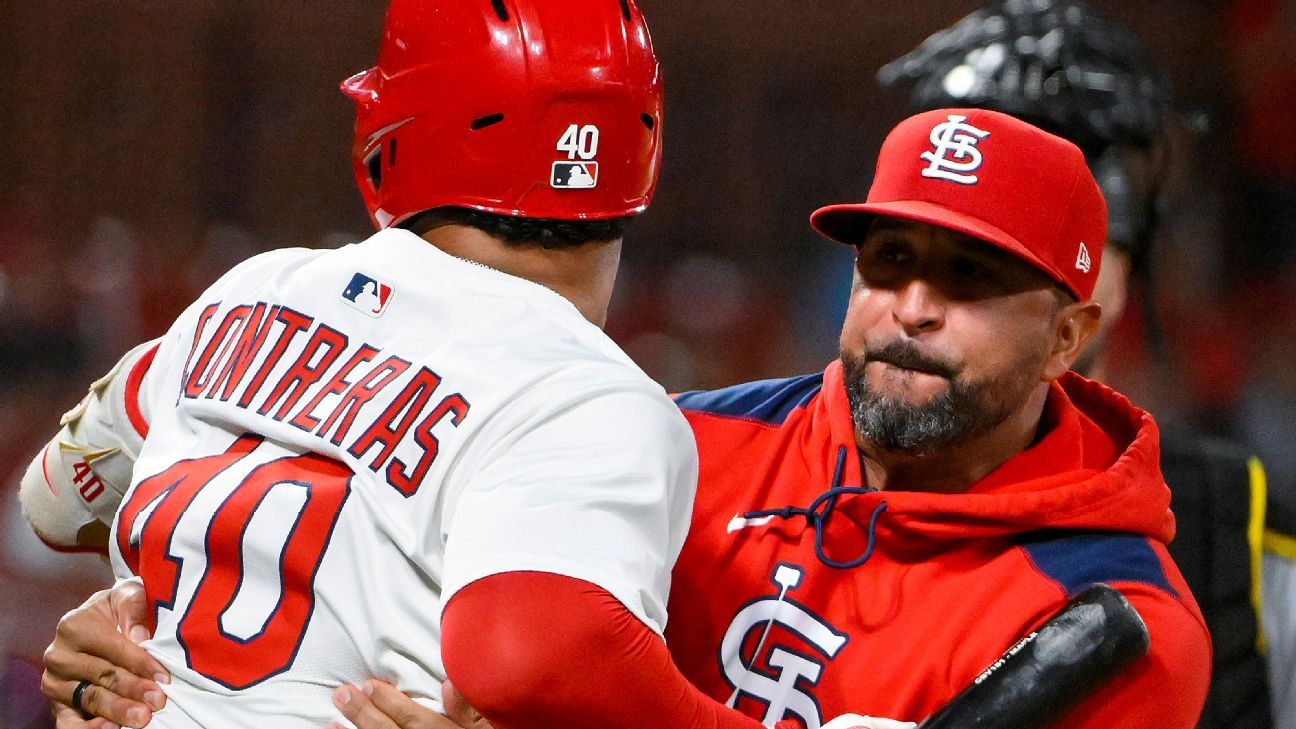 Contreras Ejected, Accidentally Hits Coach During Heated Game