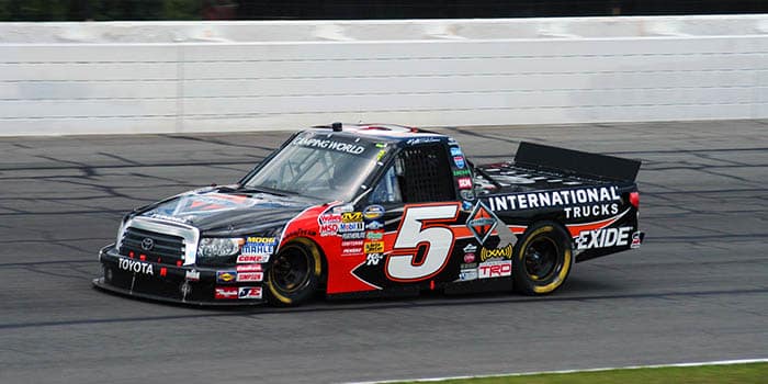 Denny Hamlin Leads 2025 Cook Out 400 Odds at Richmond Tonight