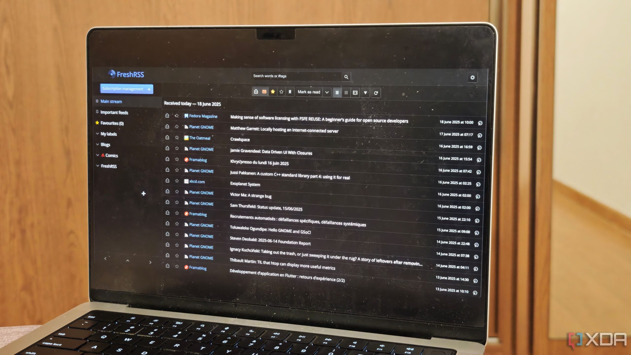 Developer Creates Ad-Free Read-It-Later Tool with Miniflux