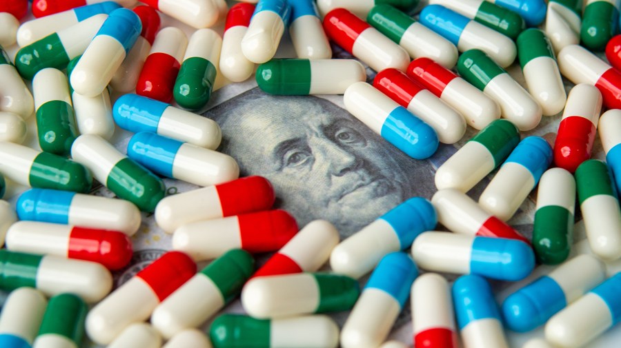 FDA Launches Initiative to Strengthen U.S. Drug Manufacturing