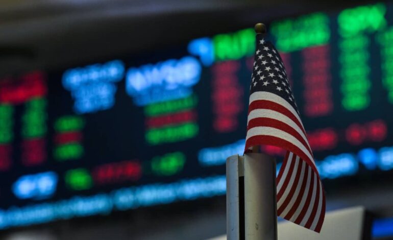 Federal Reserve Set to Cut Rates Amid Record S&P 500 Gains