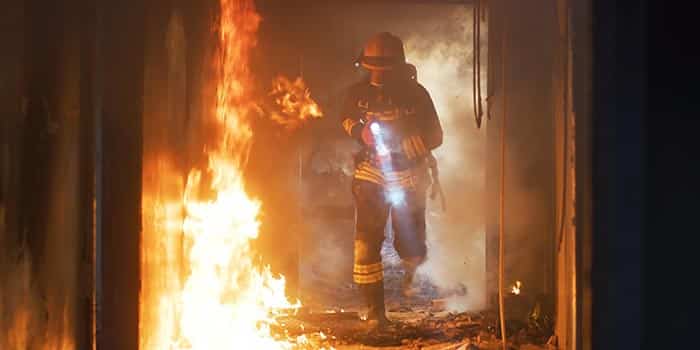 Fire Erupts on Sahara Las Vegas Roof, Quickly Contained