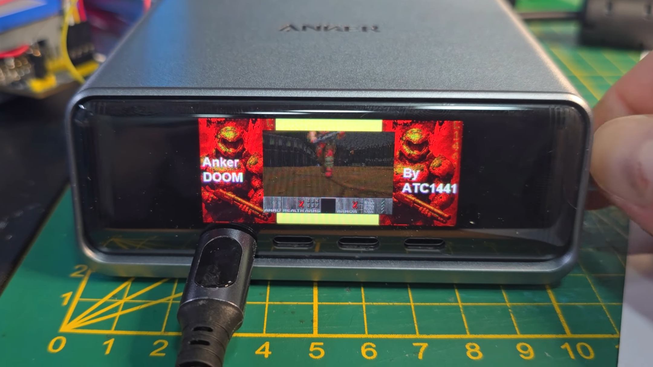 Gamer Runs Doom on Power Bank, Surprising Players Worldwide