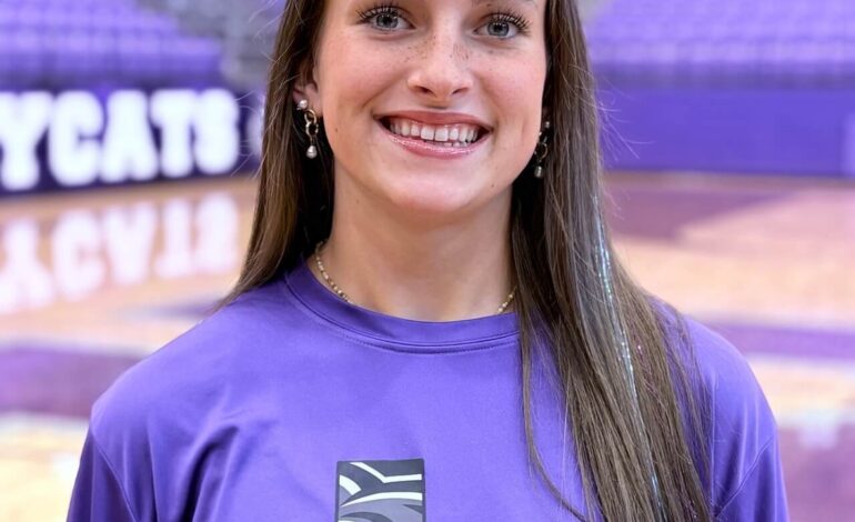 Hallsville’s Kaycin Farrell Named Volleyball Player of the Week