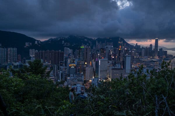 Hong Kong Denies Visa Renewal for Senior Bloomberg Journalist
