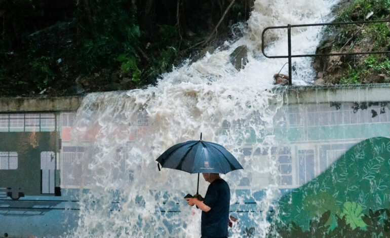 Hong Kong Faces Catastrophe as Torrential Rain Floods City