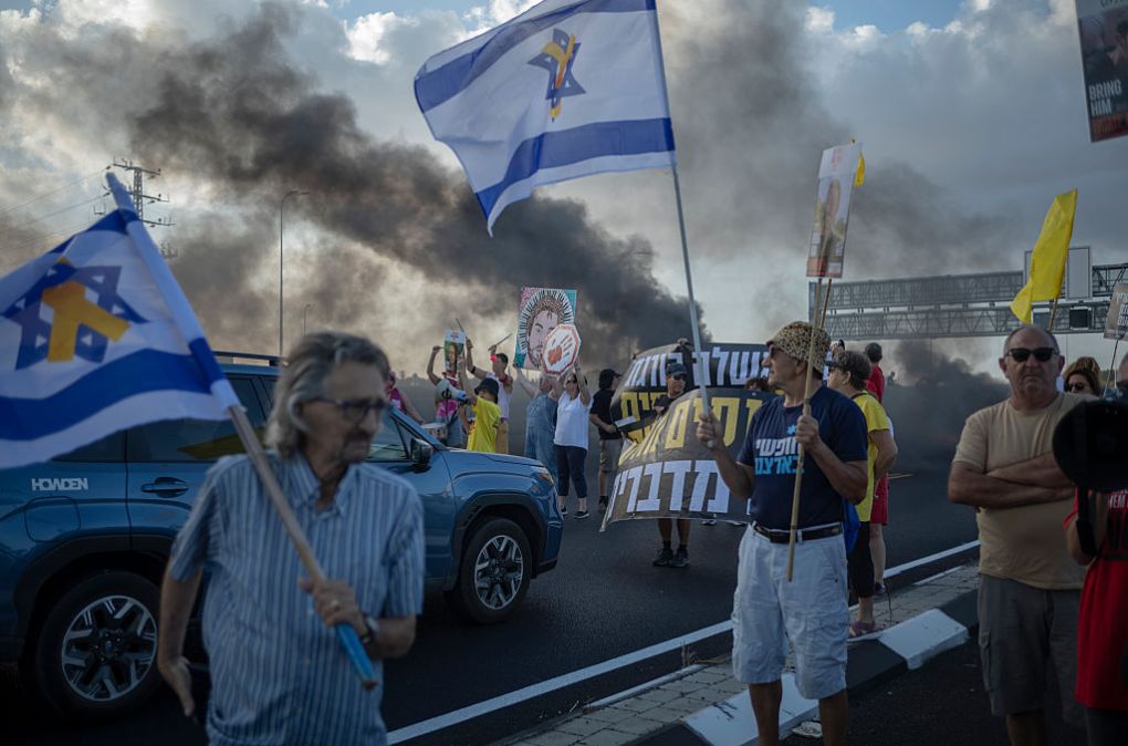 Israelis Demand Immediate Cease-Fire as Protests Surge Nationwide