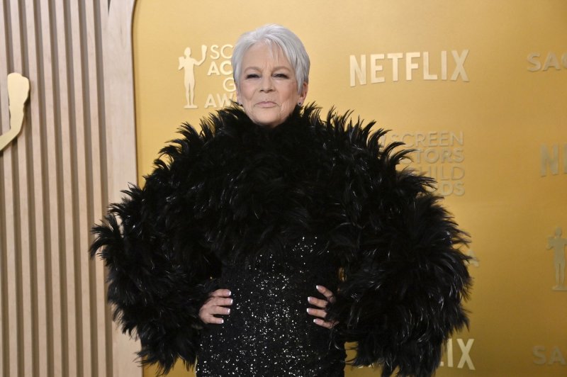 Jamie Lee Curtis, Emma Mackey Star in ‘Ella McCay’ Premiering December 12