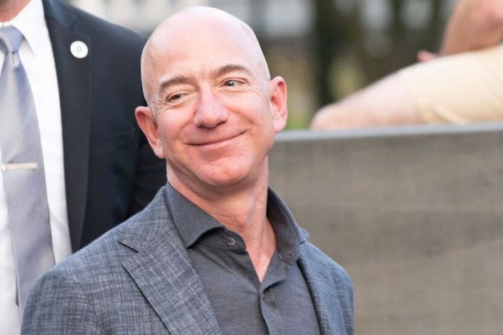 Jeff Bezos Emphasizes High Hiring Standards at Amazon