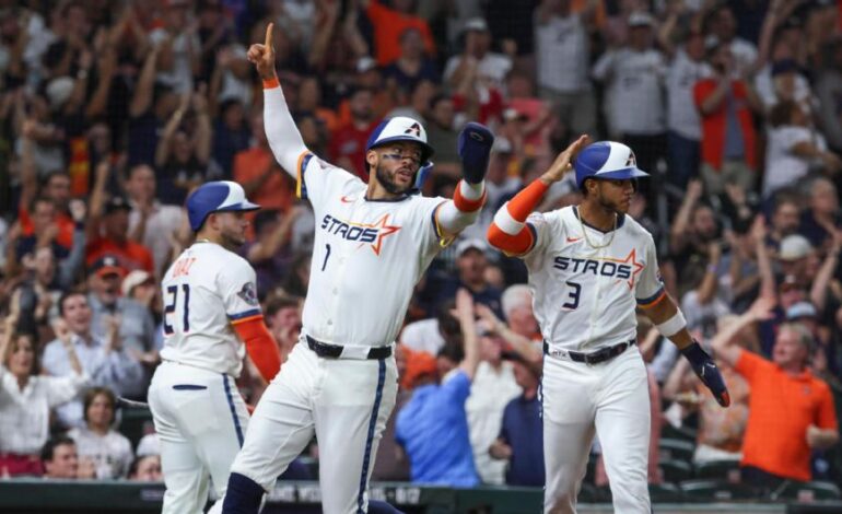 Josh Hader Out with Shoulder Discomfort, Astros Await Tests