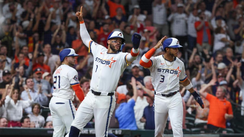 Josh Hader Out with Shoulder Discomfort, Astros Await Tests