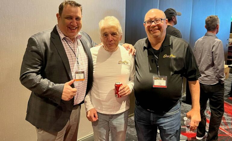 Legendary Las Vegas Bookmaker Jimmy Vaccaro Retires After 50 Years
