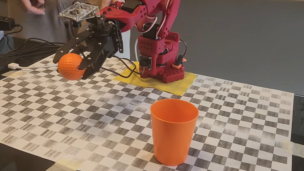 LeRobot Empowers Hobbyists with Autonomous Robotic Technology