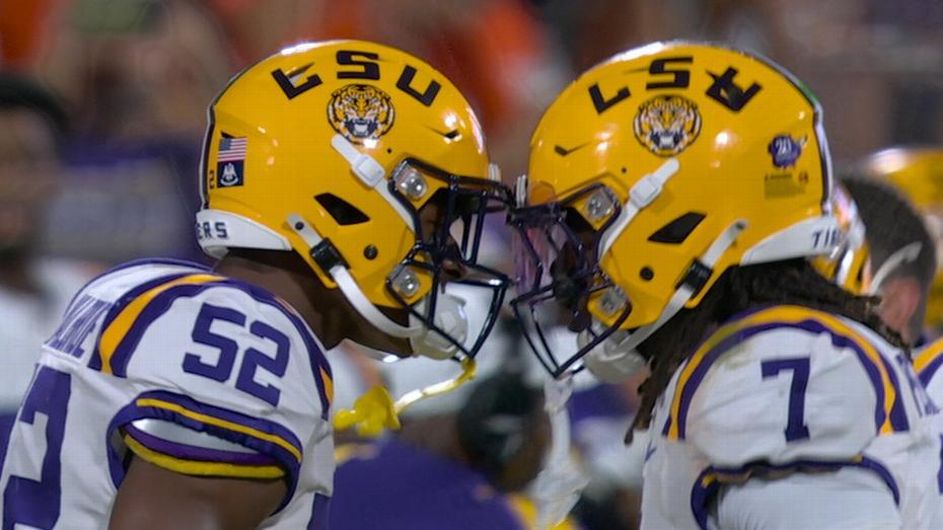 LSU Defeats Clemson 17-10, Ending Season-Opening Losing Streak