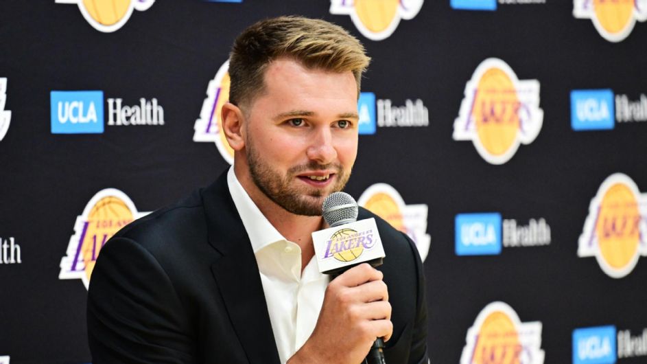 Luka Doncic Celebrates $165M Contract with Backstreet Boys