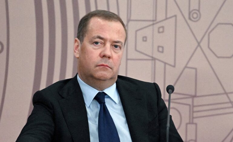 Medvedev Claims Europe Failed to Outmaneuver Trump in Ukraine Talks