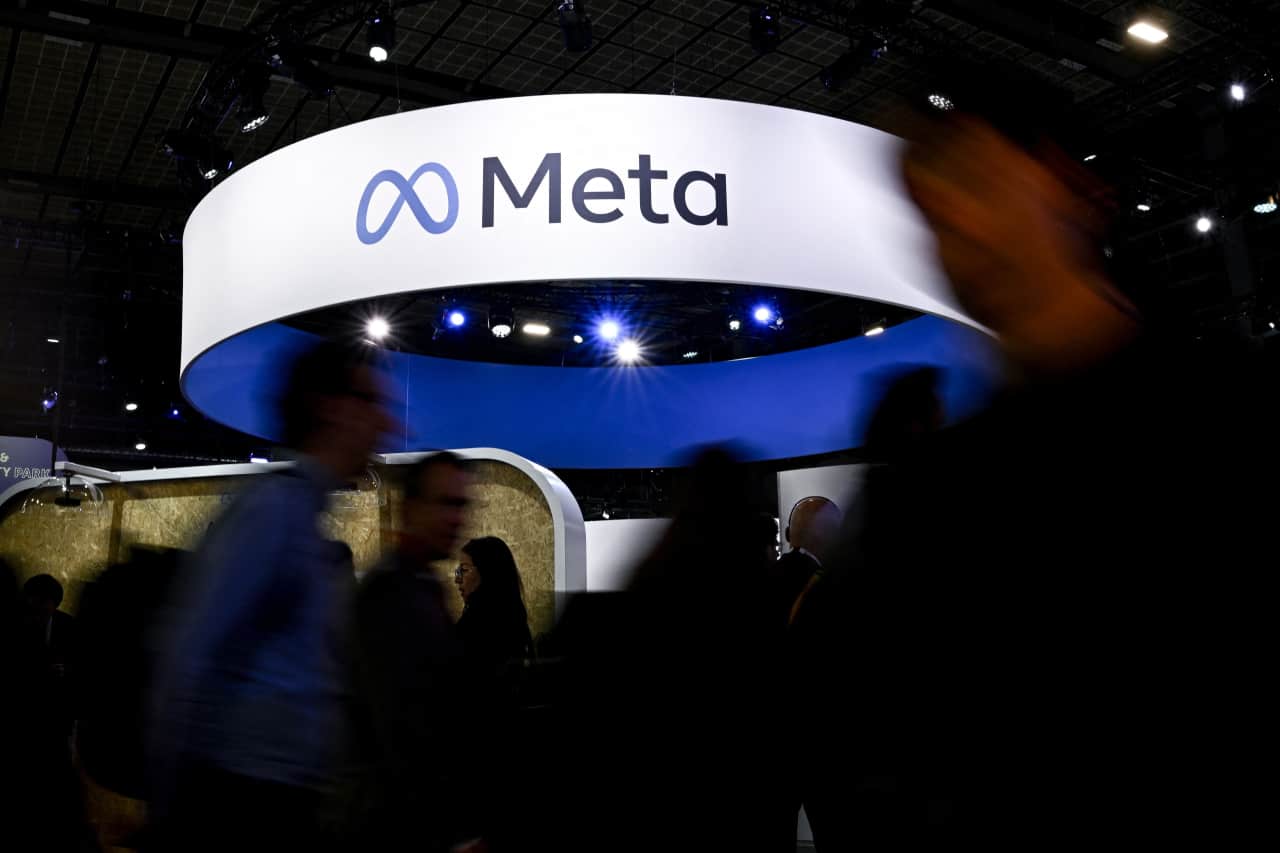Meta Signs Urgent $10 Billion AI Cloud Deal with Google