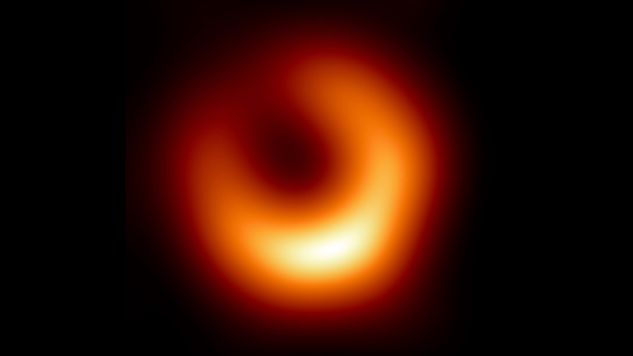 Miniature Spacecraft Could Reach Nearby Black Hole, Researcher Proposes