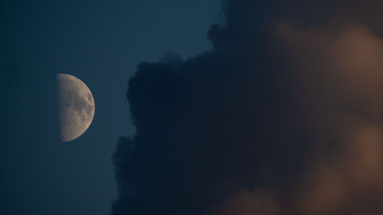 Moon to Dance Near Antares: Watch on August 30-31