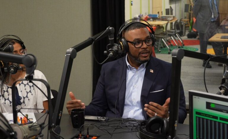Pennsylvania Lt. Gov. Davis Highlights Youth Programs in North Side Visit