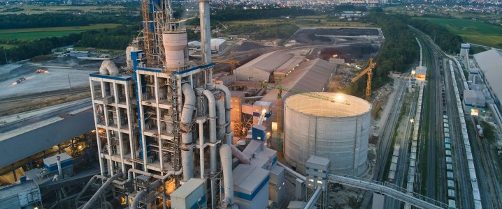 Reliance Industries Warns of Tariff Threats to Oil Market Stability
