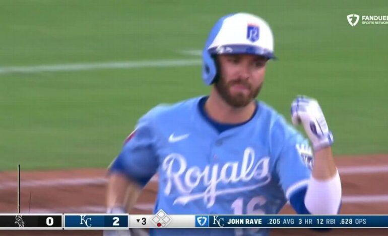 Royals’ Vinnie Pasquantino Exits Game with Heat Illness