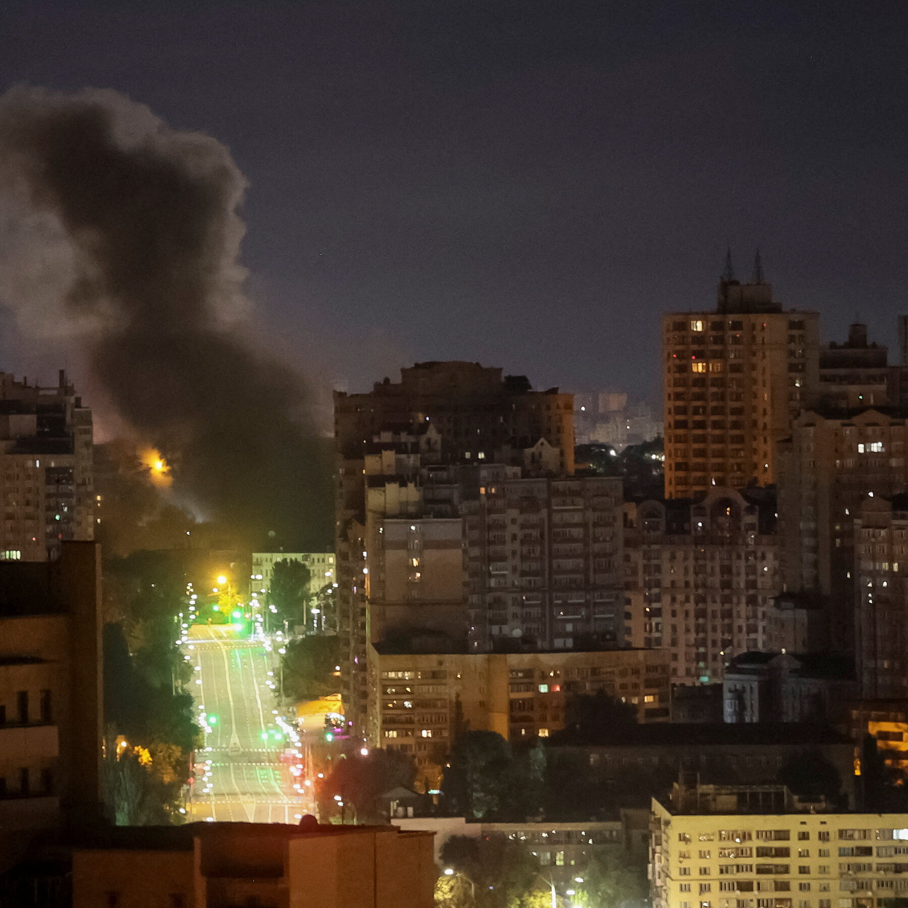 Russian Missile and Drone Strikes Kill 4, Injure 22 in Kyiv