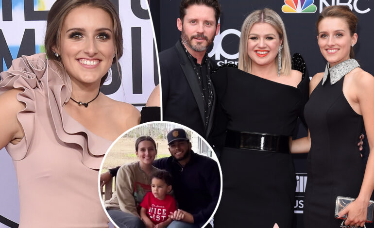 Savannah Blackstock Announces Pregnancy Days Before Father’s Death