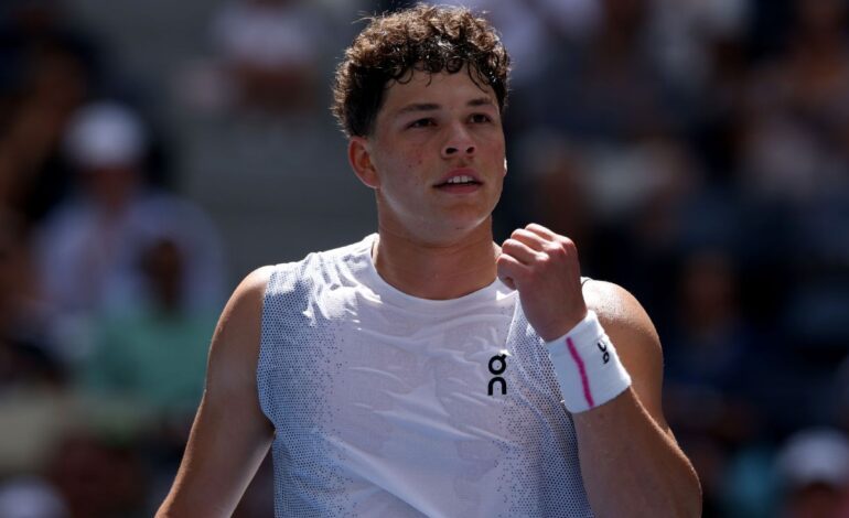 Shelton and Fritz Secure Wins as US Open Kicks Off in New York